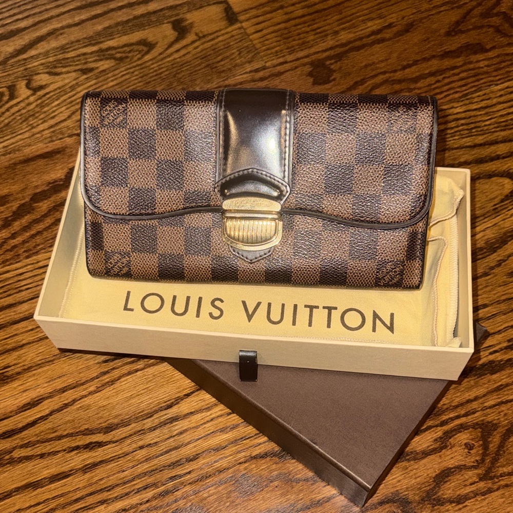 Louis Vuitton Brown Checkered Wallet